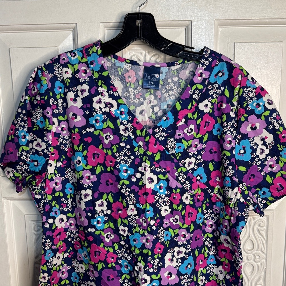 Scrub Top - Picture 5 of 11
